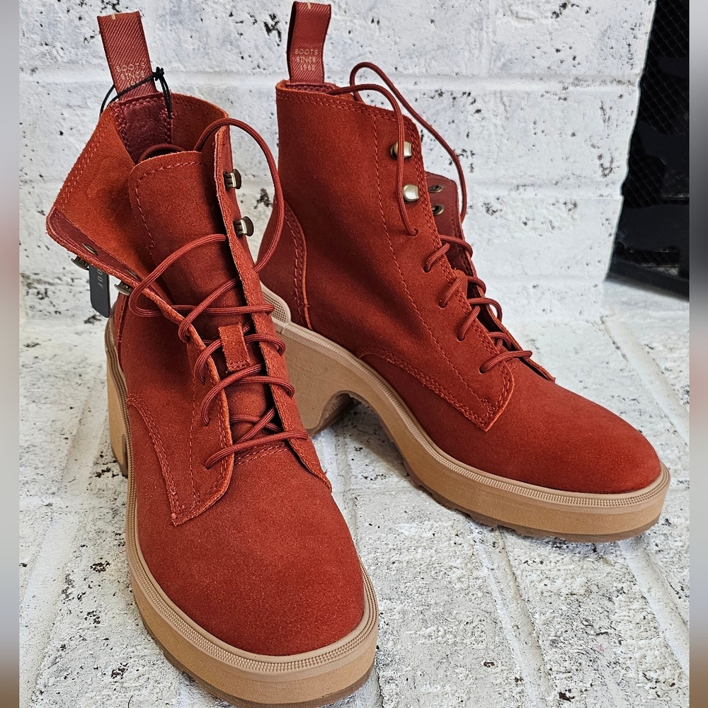 Sorel Women's Hi-Line Heel Lace Boots Size 7